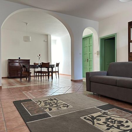 Appartement Palazzo Dei Pavoni à Brindisi Extérieur photo
